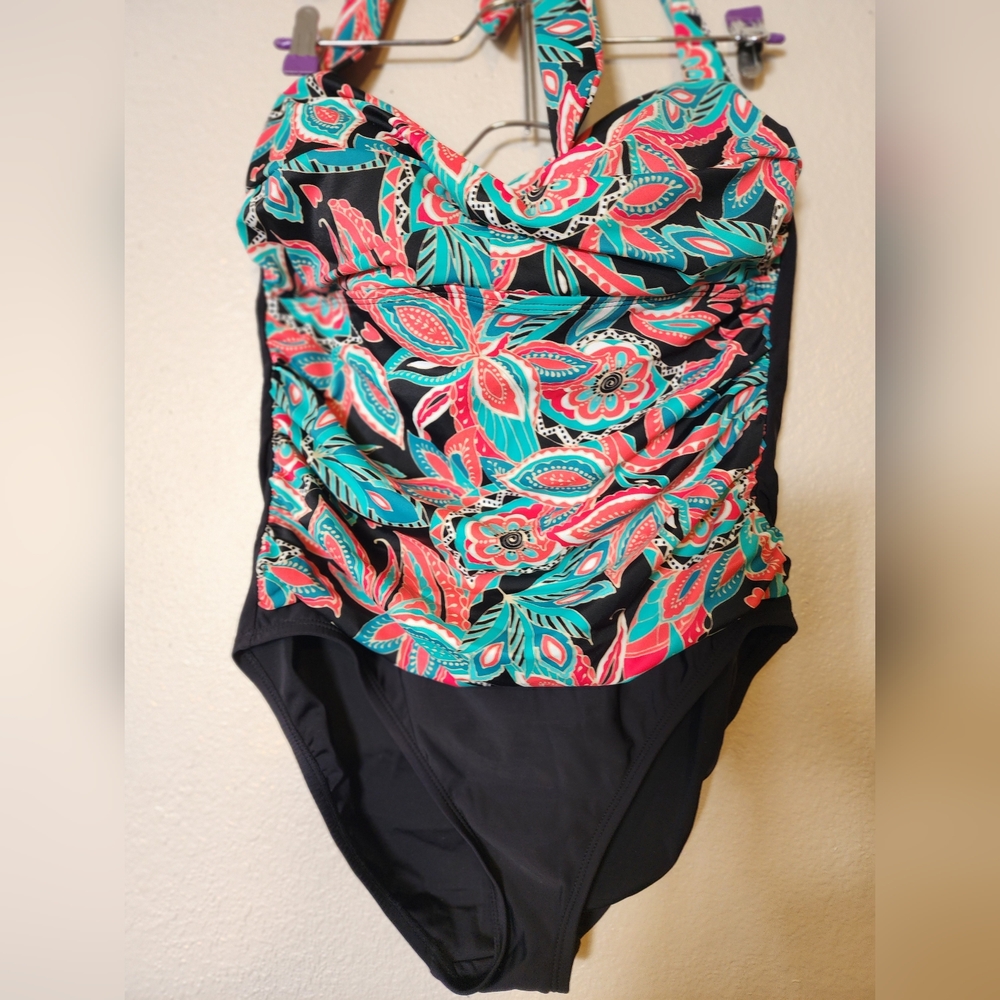 Aqua Green Swimwear, Women's Size Large Halter style one piece swimsuit - Picture 3 of 7